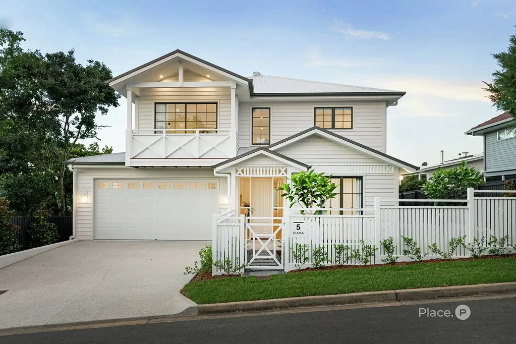 Wavell Heights 5 Bedroom Enduring Elegance: A Masterpiece of Timeless Design