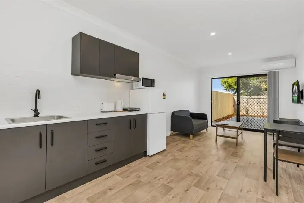 NEAR NEW FURNISHED STUDIO UNIT