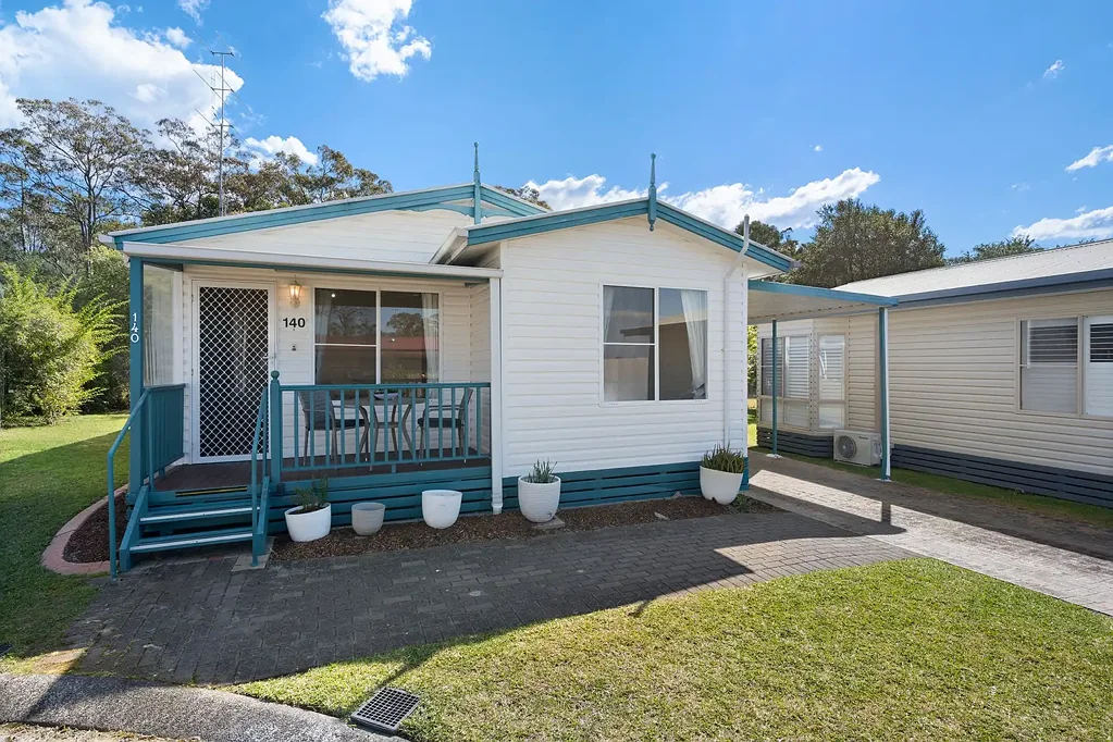 Doyalson North 2 Slaapkamer Rare Village Perimeter & Cul-De-Sac Position! Over 50's Lifestyle Living