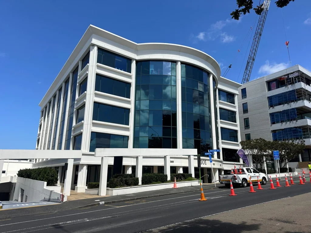 Newmarket Affordable Full Floor Newmarket Opportunity