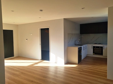 New TH - 3bdm/2bthrm/internal garage plus 1 off street