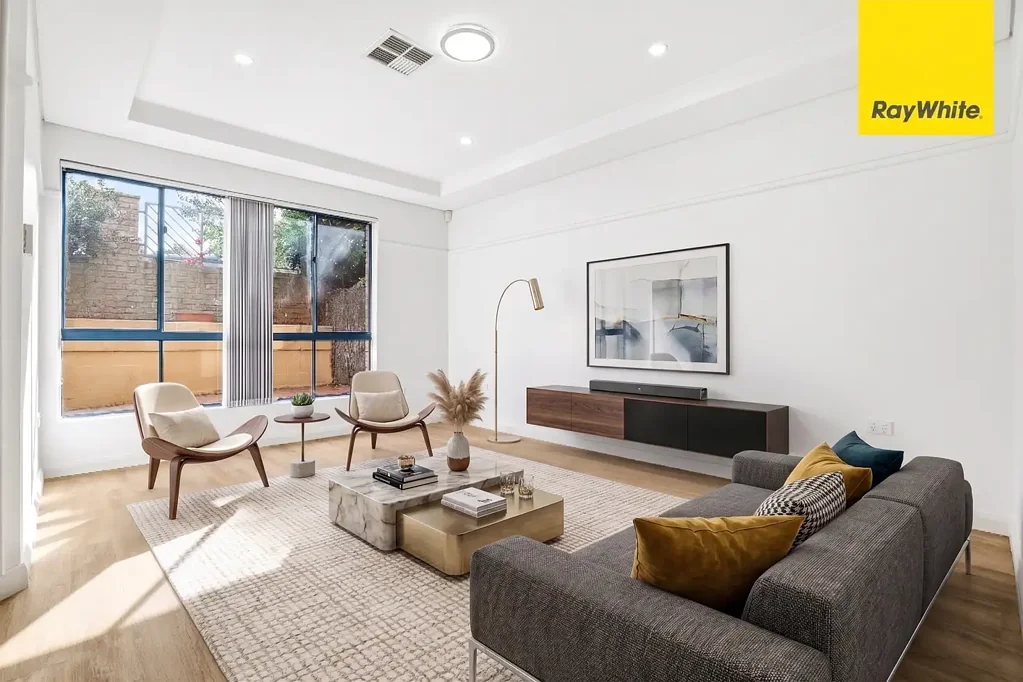 Parramatta 3બેડરૂમ Stylish Living with Space, Comfort & Ultimate Convenience