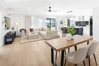 Caboolture 5房 宽敞时尚的现代家庭生活,尽享宁静景致 Contemporary Family Living with Space, Style & a Peaceful Outlook