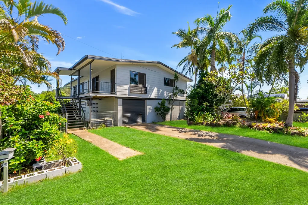 32 Debbie Street, Trinity Park, QLD 4879
