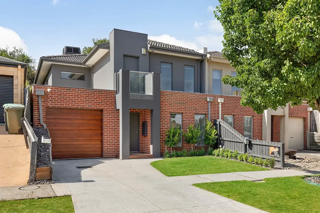 1/34 Backhaus Avenue, Sunbury, VIC 3429