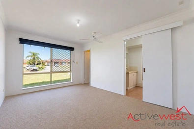 22 Glengarry Court, Mount Tarcoola, WA 6530, 4 rūma, 2 rūma horoi, House