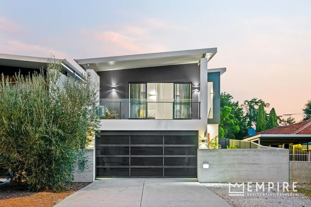 25A Erpingham Road, Hamilton Hill, WA 6163