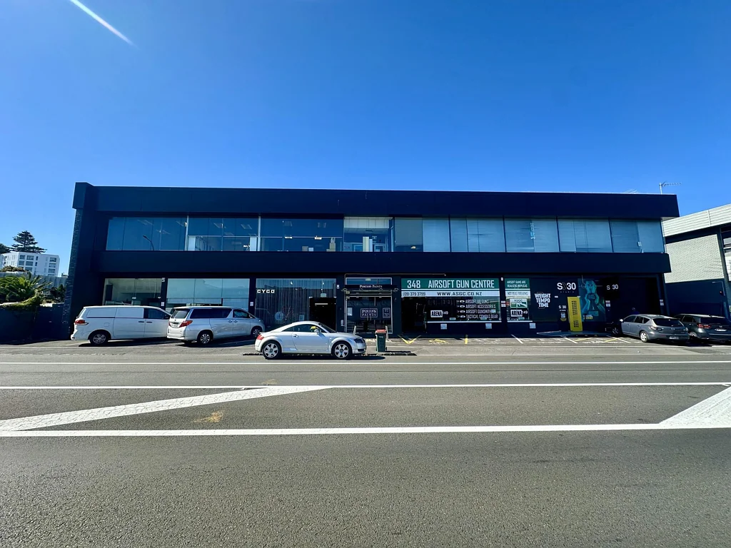 Kingsland Kingsland office with loading dock