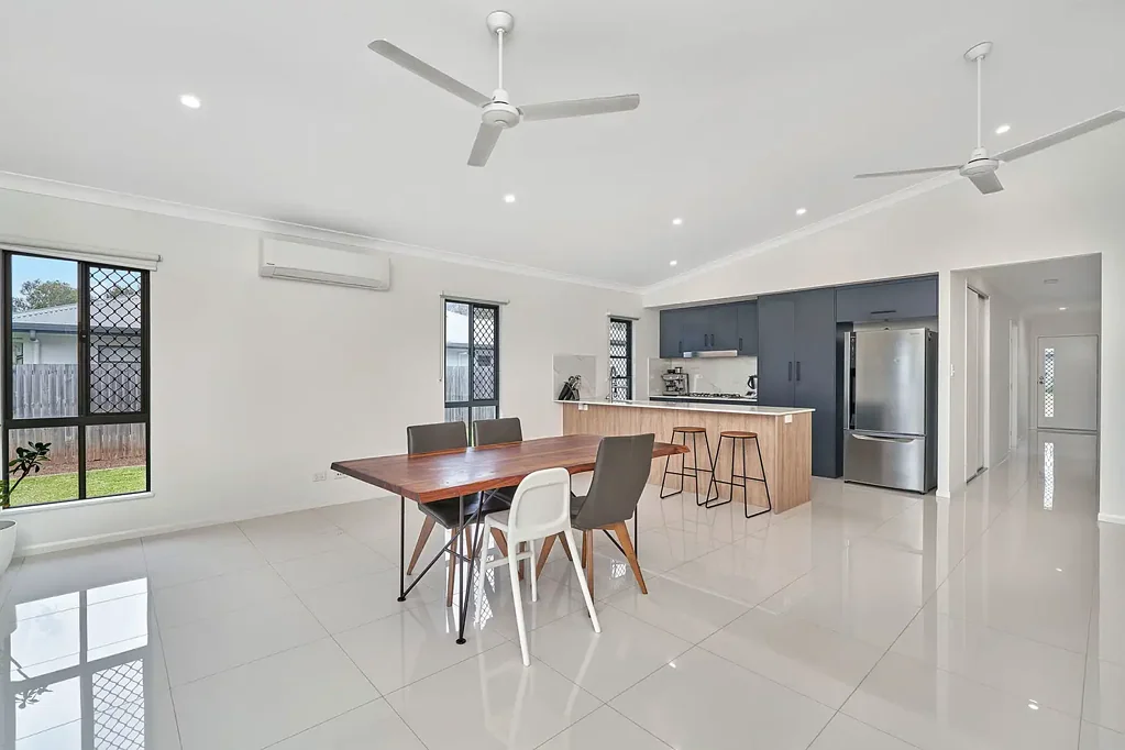 Redlynch 4Kwarto Fantastic Family Home in The Heart of Redlynch