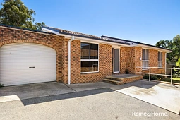 8/10-12 Booth Street, Queanbeyan East
