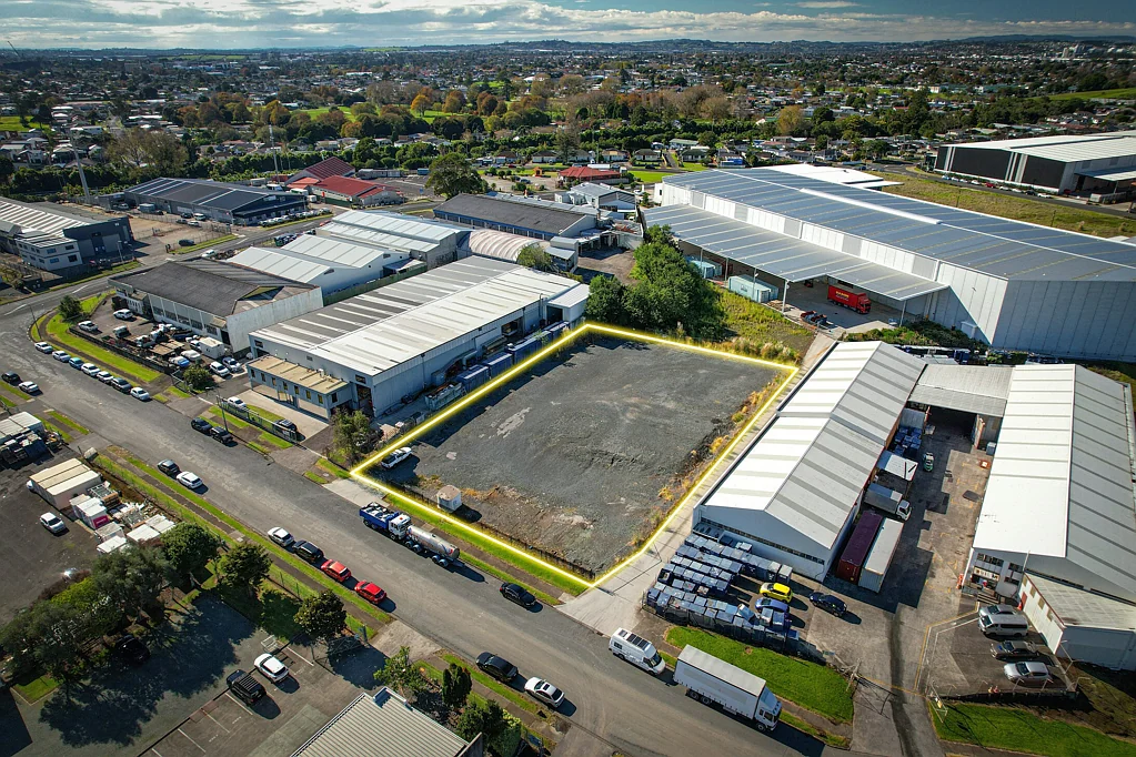 Mangere Secure hardstand yard in Māngere