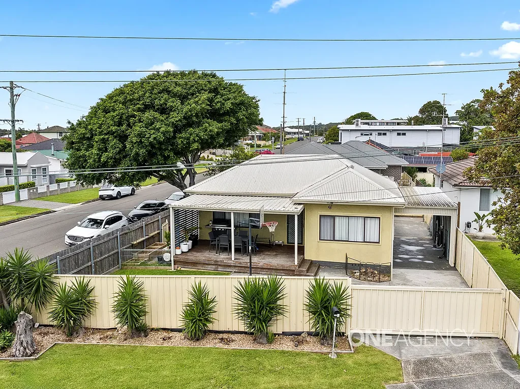 1 Lake Entrance Road, Warilla, NSW 2528