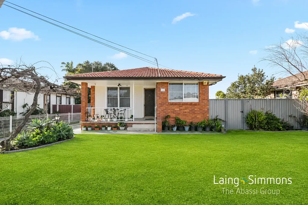 Warwick Farm 3ห้องนอน Development Opportunity On 638.6sqm With R3 Zoning (STCA)