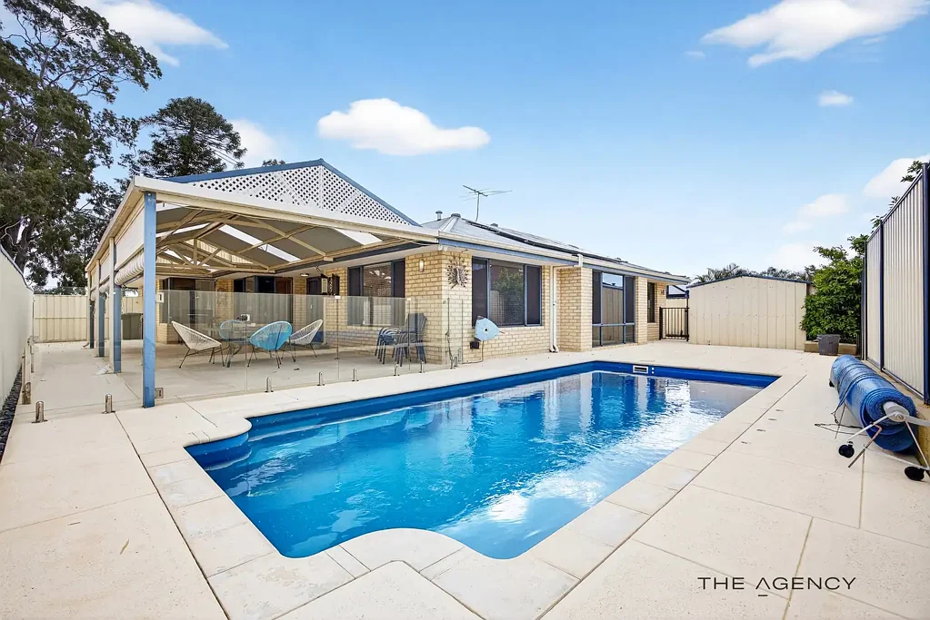 Forrestfield 4غرفة نوم Premium Family Home in a Park Front Position