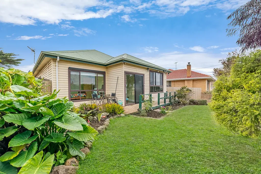 6 Bath Avenue, Dennington, VIC 3280