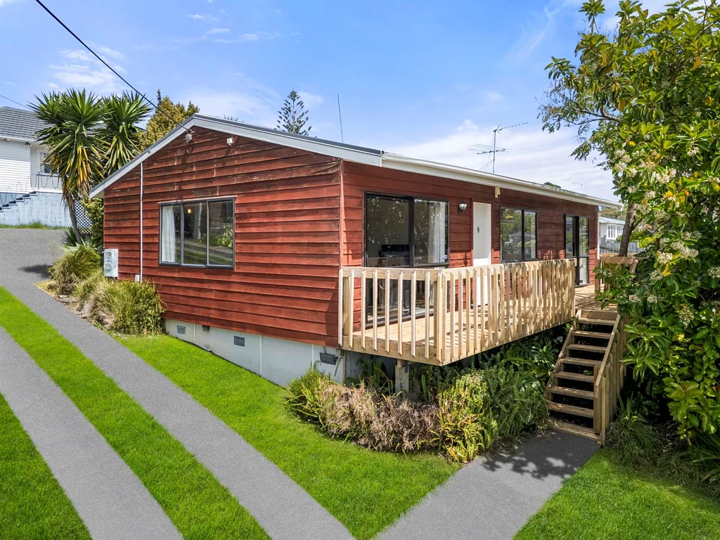 1/11 Weldene Avenue, Glenfield, North Shore City, Auckland