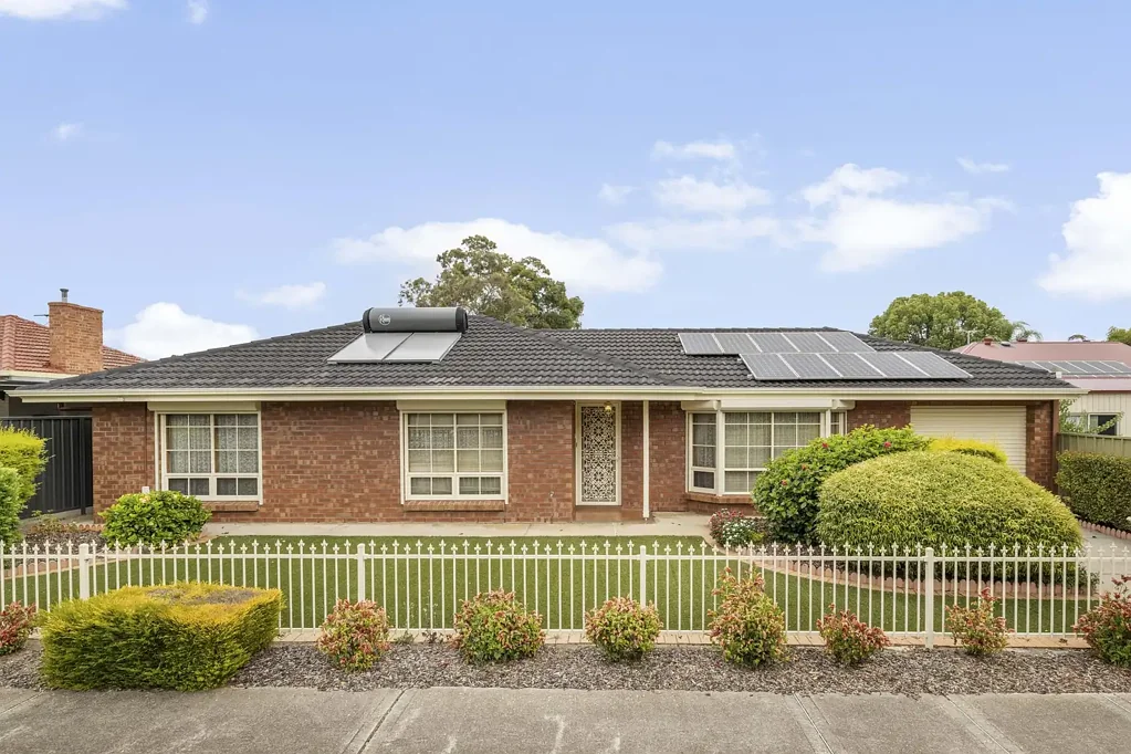14B Almond Grove, Glandore, SA 5037