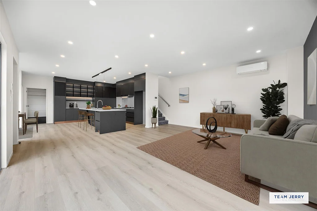 Bucklands Beach 4कमरा Spacious, Corner Site, Macleans Zone