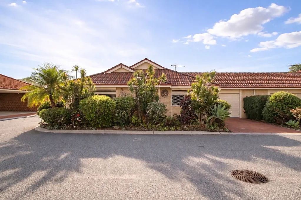 Seville Grove 3ห้องนอน Comfortable Living With Convenience at Your Doorstep