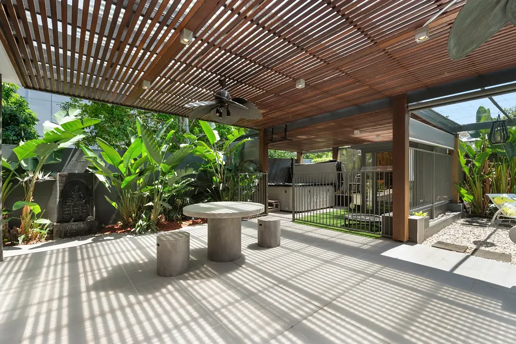 1/12-14 Dobson Street, Ascot, QLD 4007