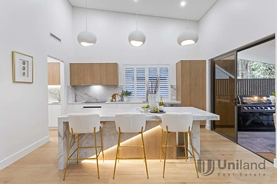 21 Clement Close, Pennant Hills, NSW 2120, 4房, 2浴, House