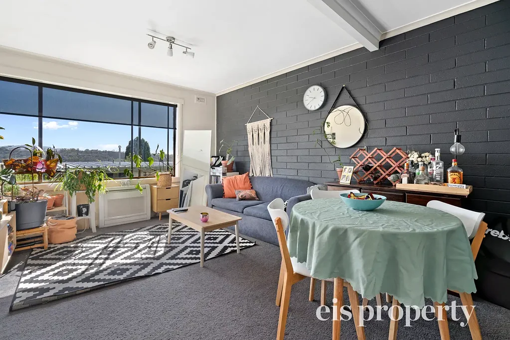 Convenient North Hobart Living