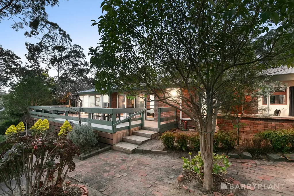 Eltham 4બેડરૂમ A Serene Family Sanctuary with Peace and Privacy