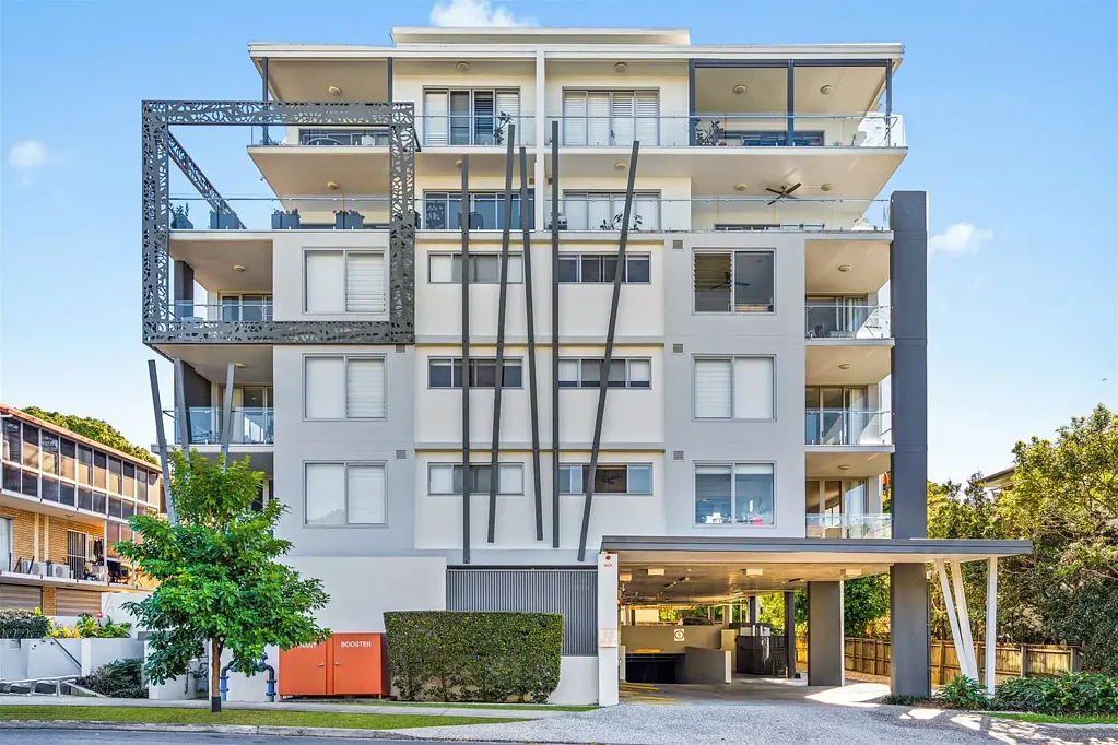 Light-Filled Apartment in the Heart of Nundah