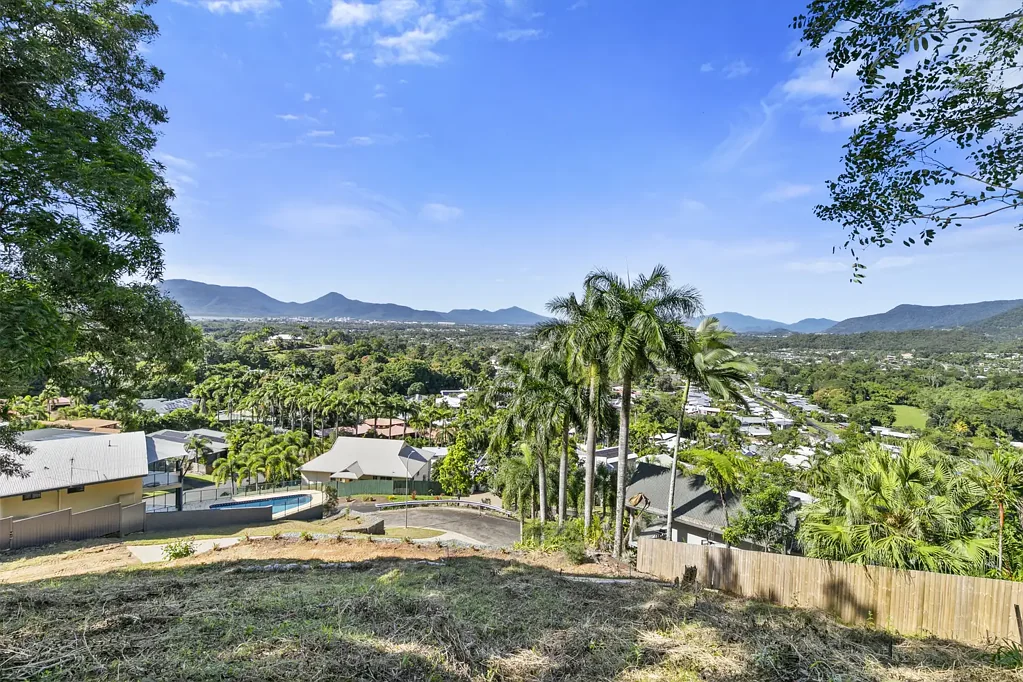 Whitfield PRICE SLASHED BY $100k! NOW $799,000! SELLERS WANT IT SOLD ASAP!