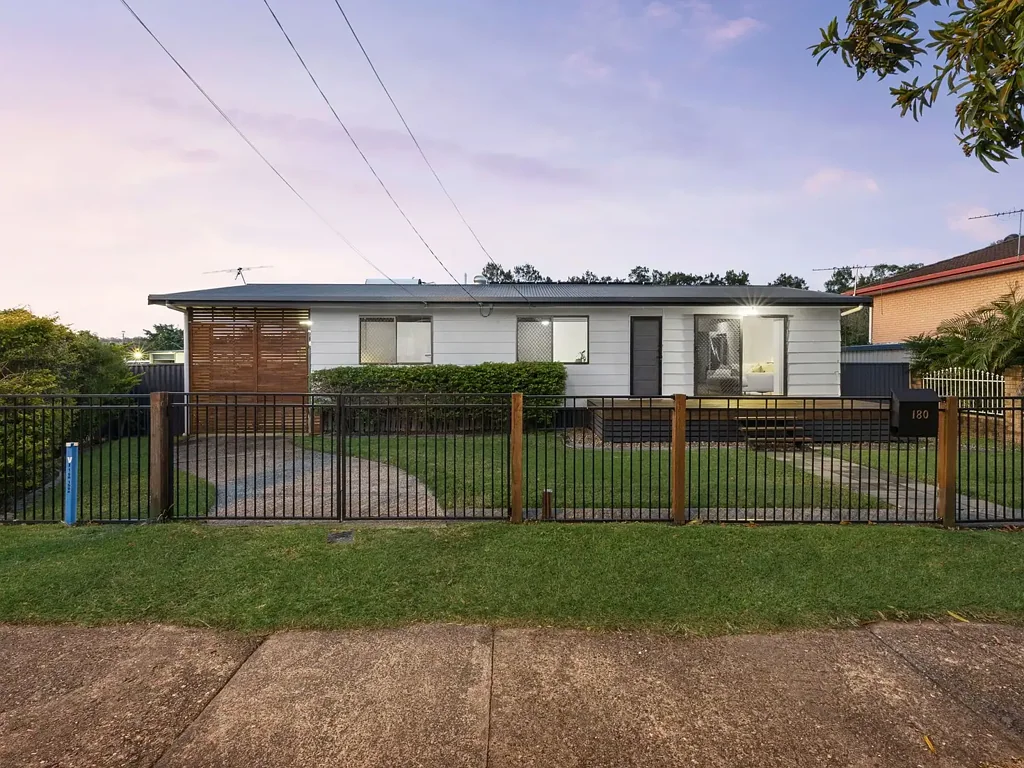 180 Jacaranda Avenue, Logan Central, QLD 4114