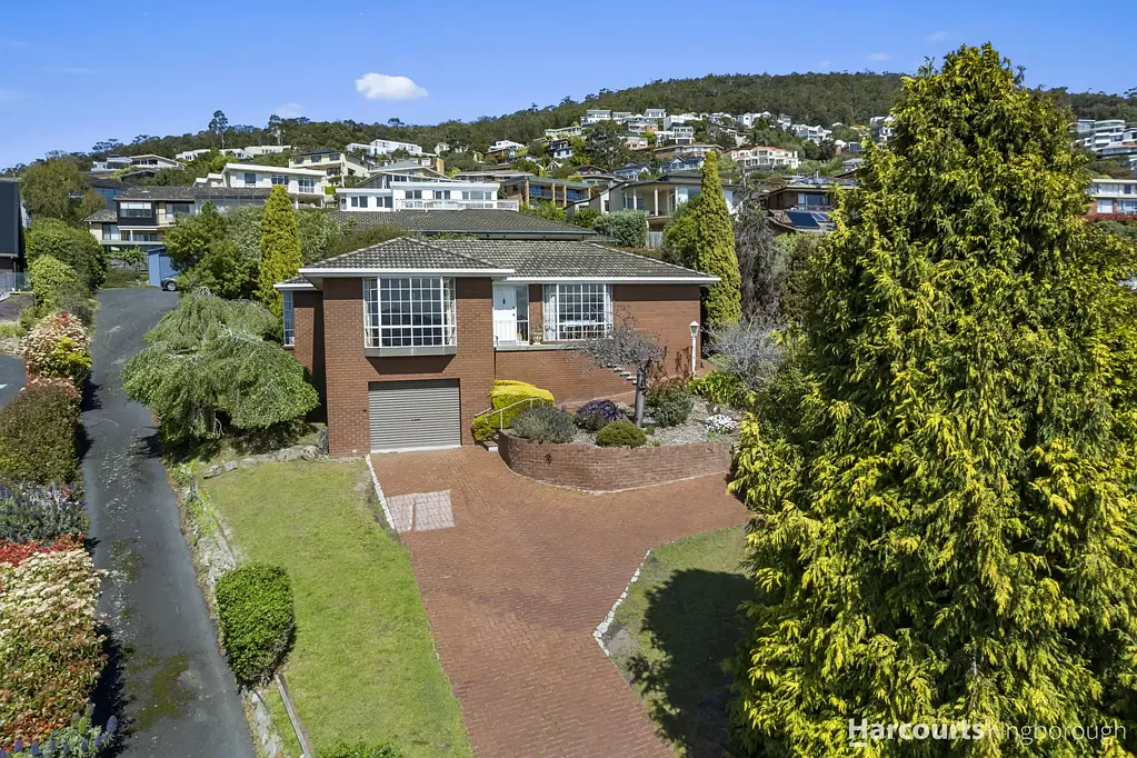 470 Churchill Avenue, Sandy Bay, TAS 7005