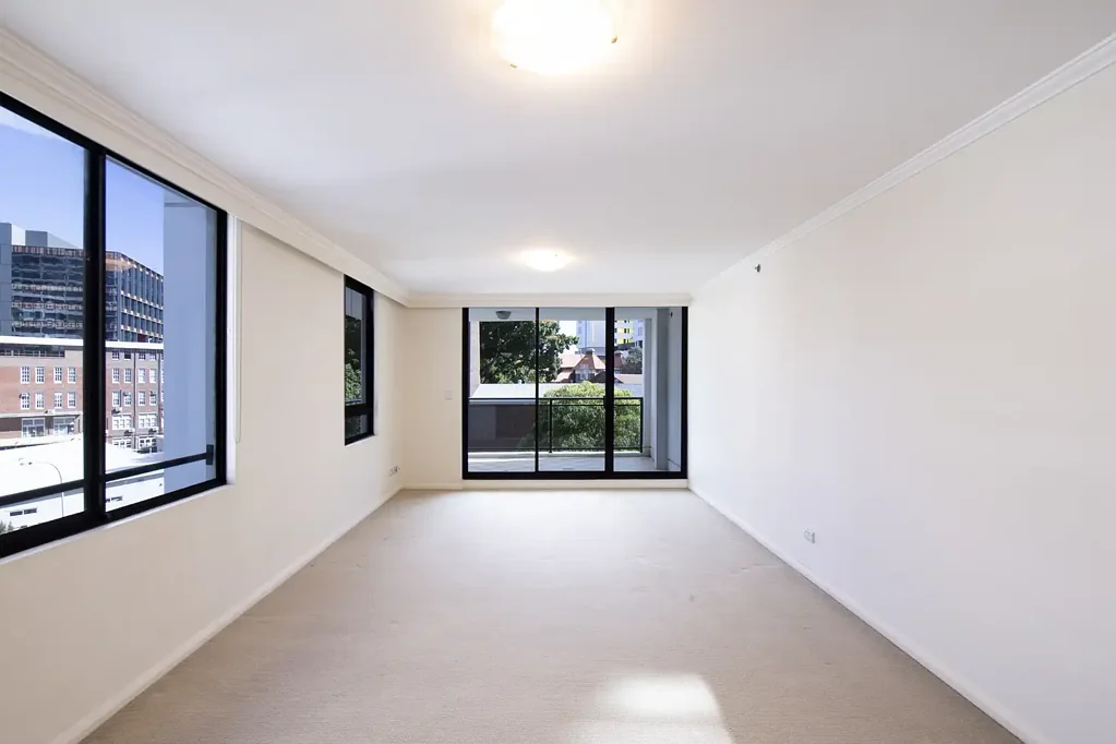 2 Bedrooms Apartment in Veronne Building