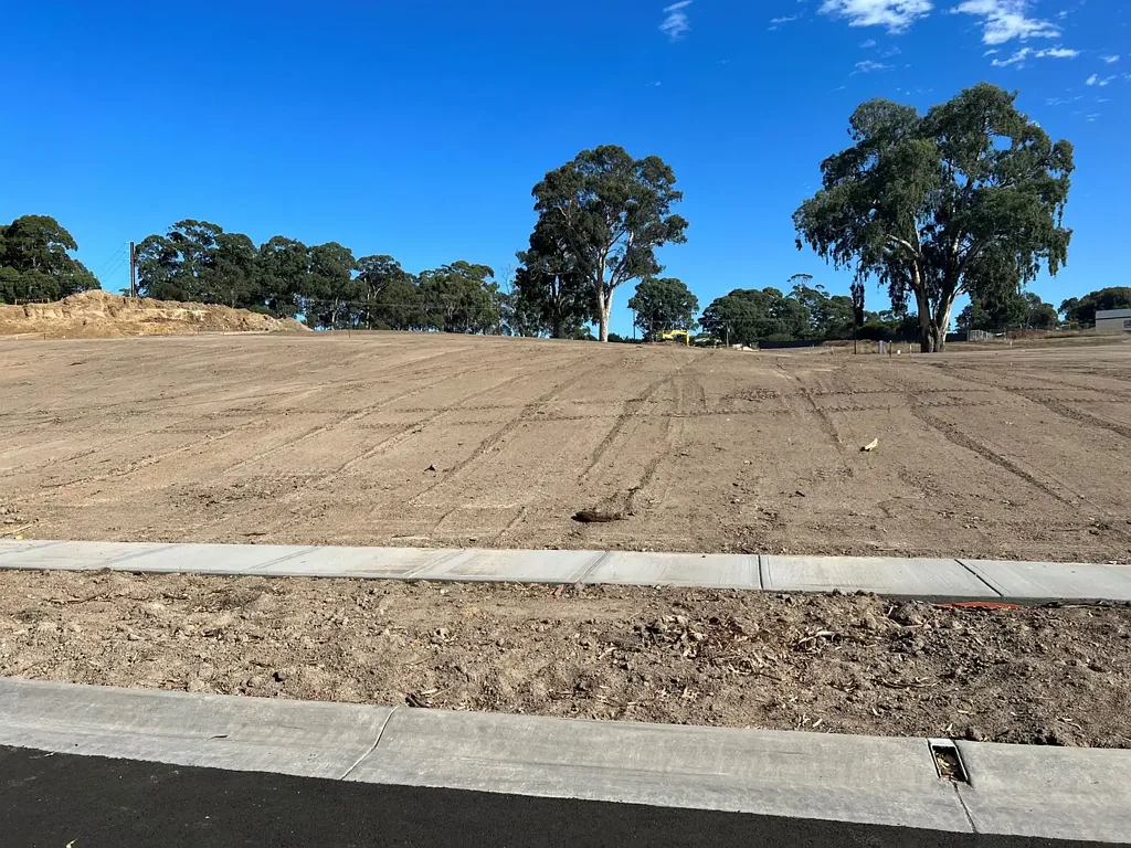 Mount Barker PRICE REDUCED - LARGE BLOCK OF LAND - 936m2 -Elevated Lifestyle Opportunity - Wide Frontage with Reserve Views