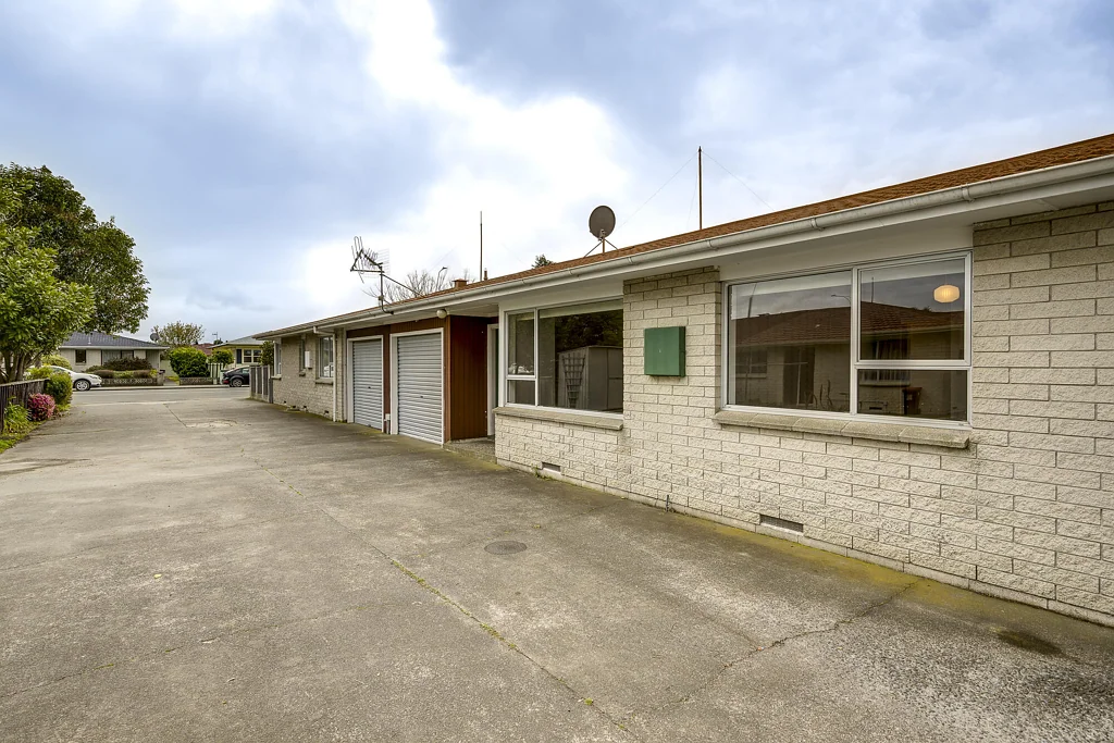 Hastings 2 Bedroom Central, sunny and full of potential