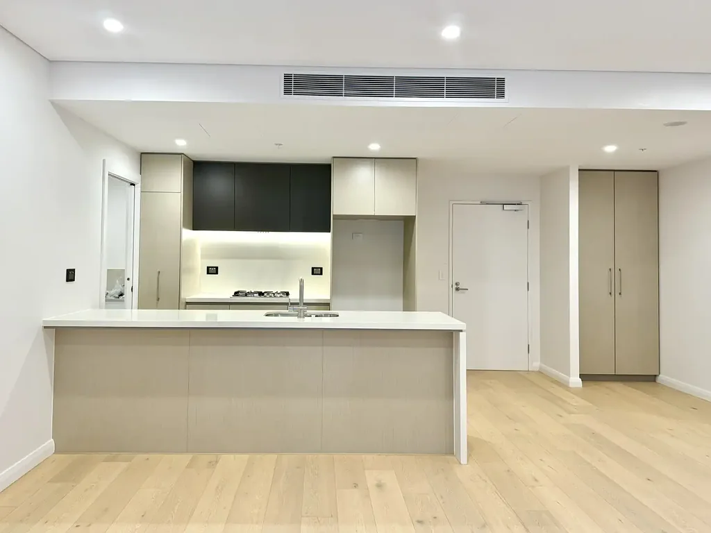 Spacious 2 Bedroom Ground Floor Apartment with HUGE Private Courtyard/ Garden, Steps from Tallawong & Rouse Hill Station