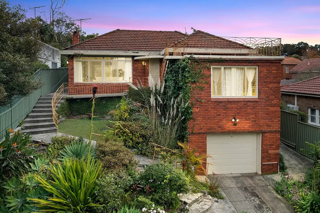 Carss Park 3침실 3 Bedroom Family Home Close to Local Carss Park Amenities