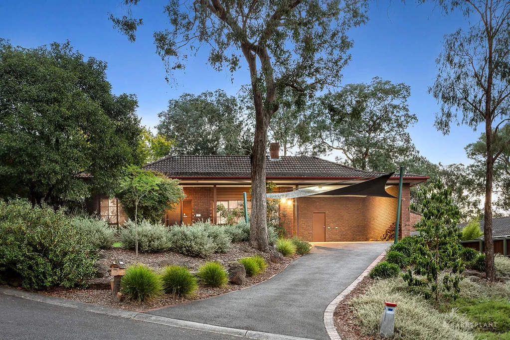 10 Paltara Court, Eltham, VIC 3095