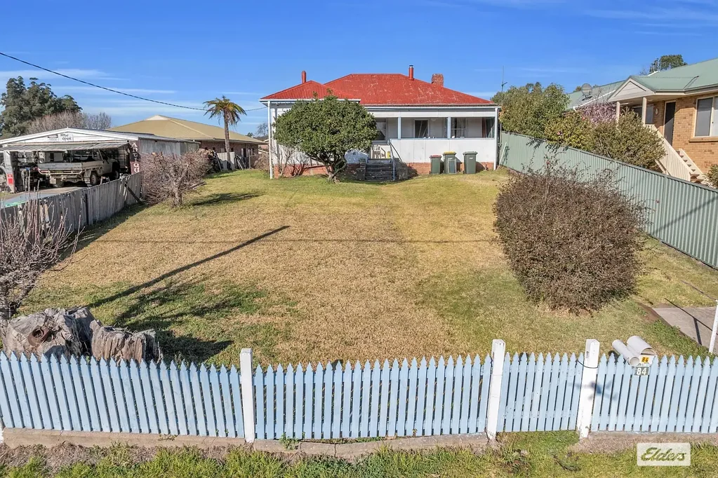84 High Street, Bega, NSW 2550