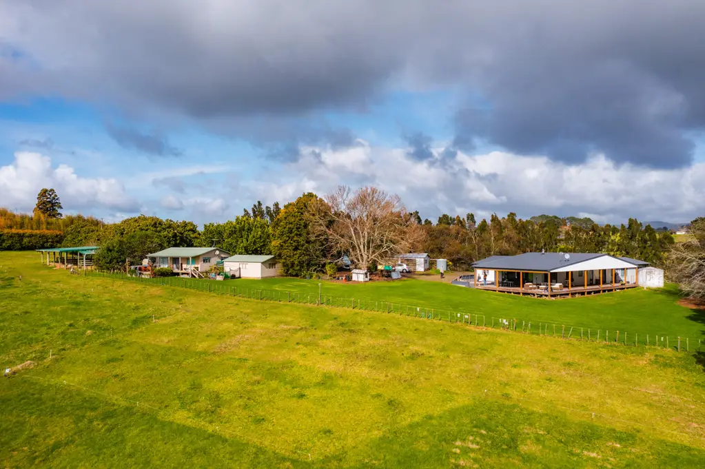 298 Red Hills Road, Taupaki, Nz