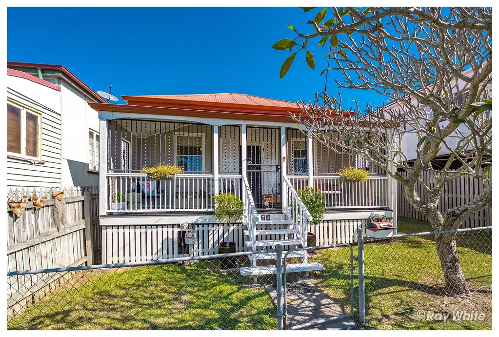 74 West Street, The Range, QLD 4700
