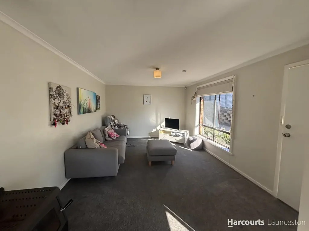 Large, Secure, Family Home!