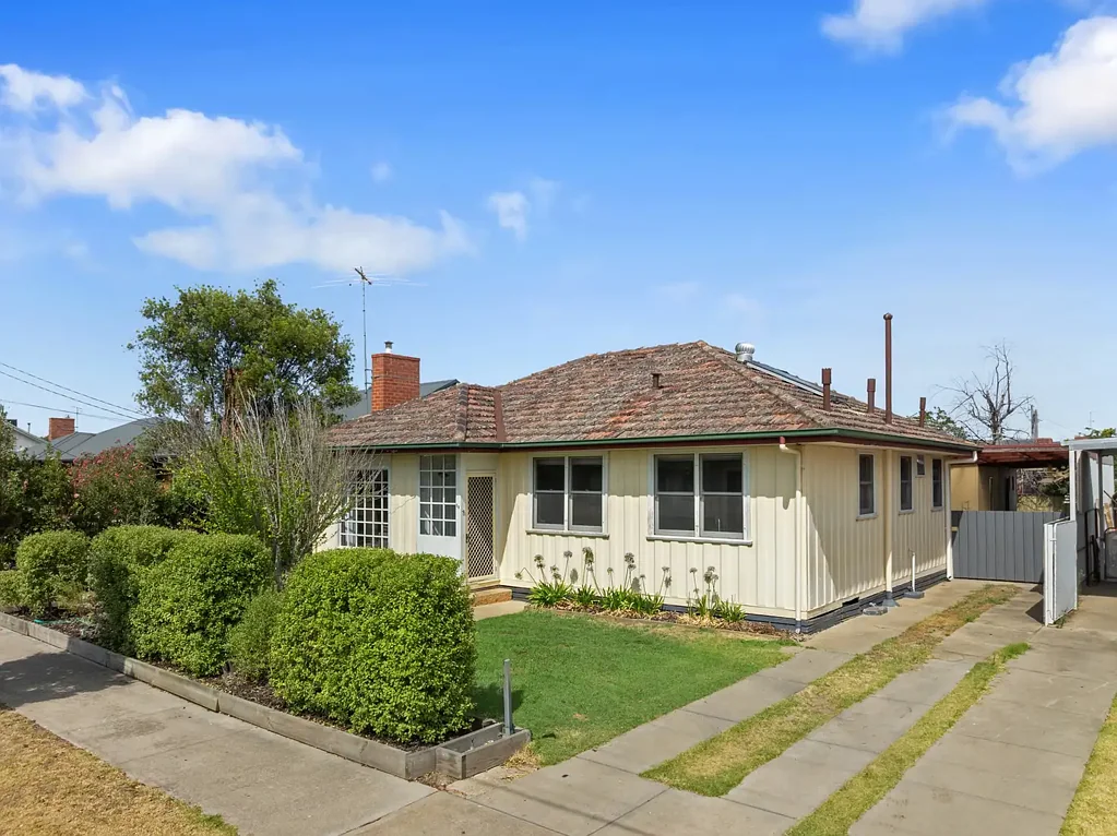 32 Batchelor Crescent, Wangaratta, VIC 3677