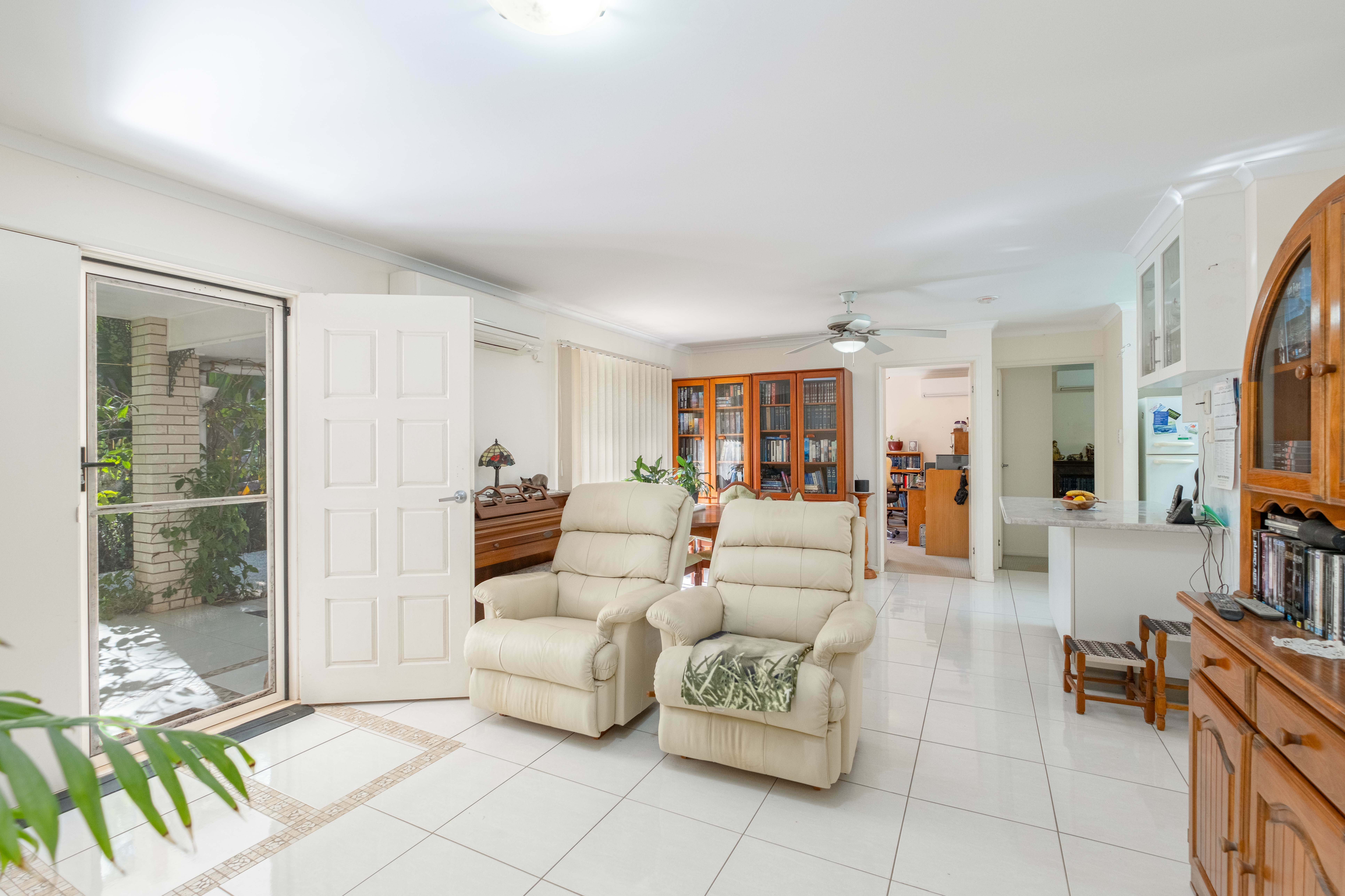 64 HARVEY RD, GLENWOOD QLD 4570, 0房, 0浴, House