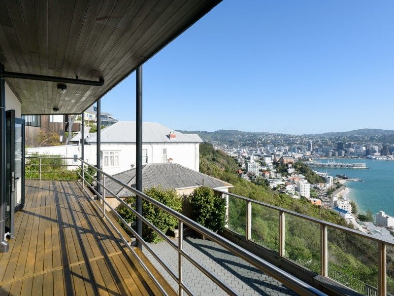 22 Palliser Road, Roseneath, Wellington, 5 침실, 3 욕실