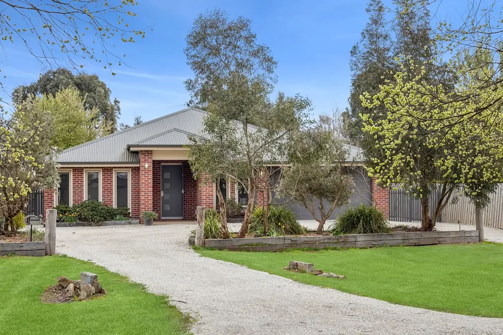19 Park Street, Lancefield, VIC 3435