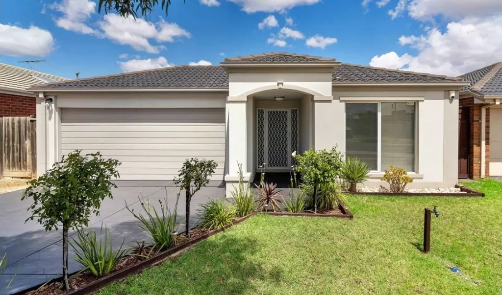Family home in a friendly community!