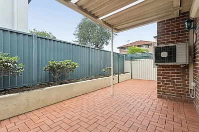 3/32 Harris Road, Five Dock, NSW 2046, 2 침실, 1 욕실, Townhouse