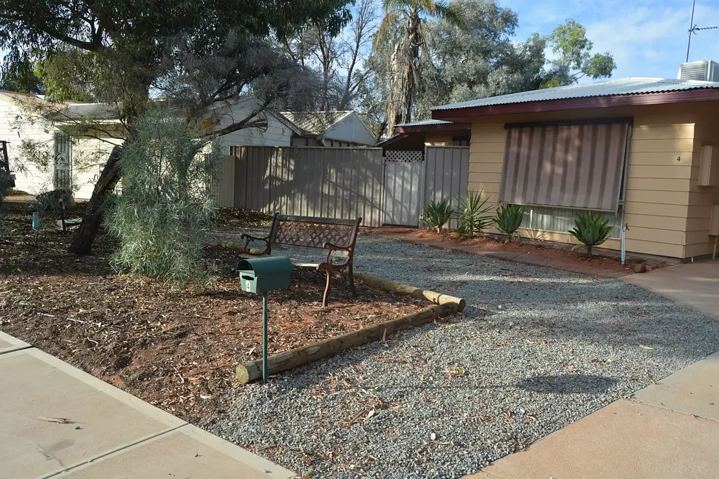 Roxby Downs 3ห้องนอน Affordable Family Home with Lifestyle Features