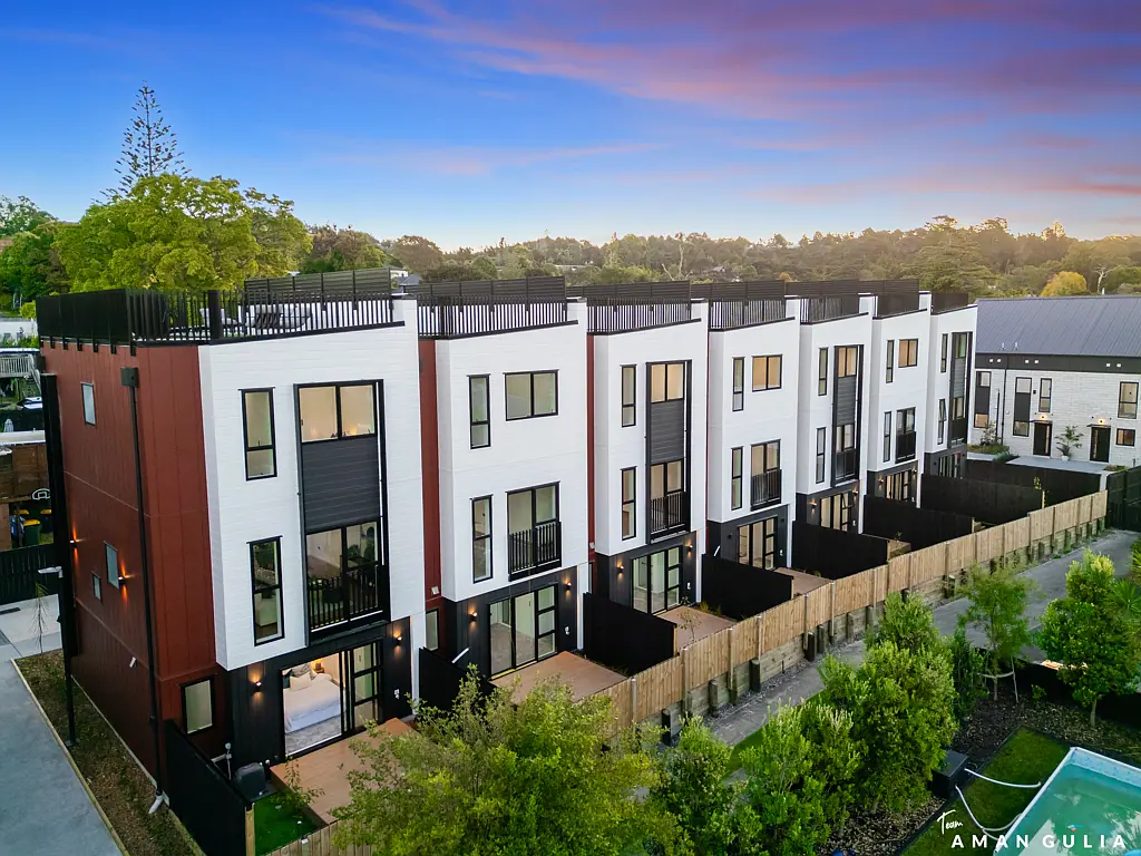Titirangi 4कमरा Step Into Luxury: Freehold Homes Available