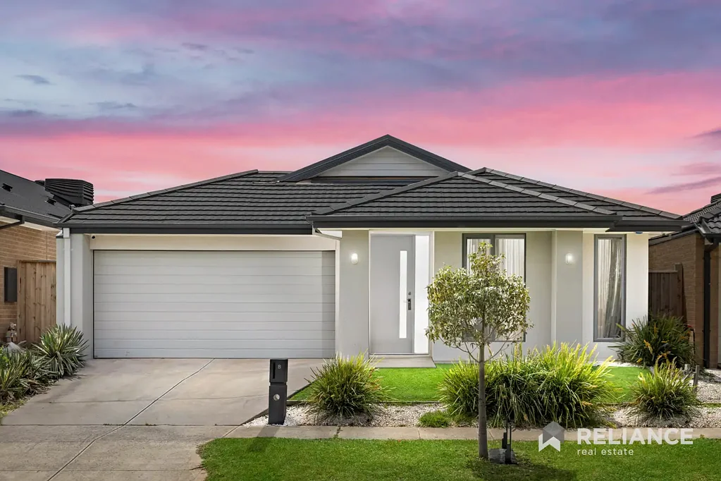 8 Lyric Drive, Mambourin, VIC 3024